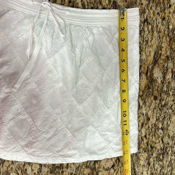 American Eagle Outfitters White Eyelet Embroidery Micro Mini Skirt Size 12 - Picture 7 of 7